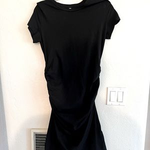 Black Short Sleeve Scrunch Dress